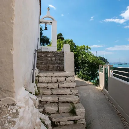 Praxithea Villa *